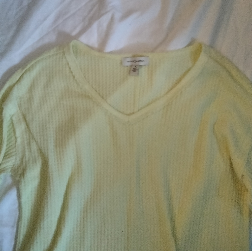 ⬇️ Price Drop!⬇️Vintage America Ribbed Knit Topin sizeM